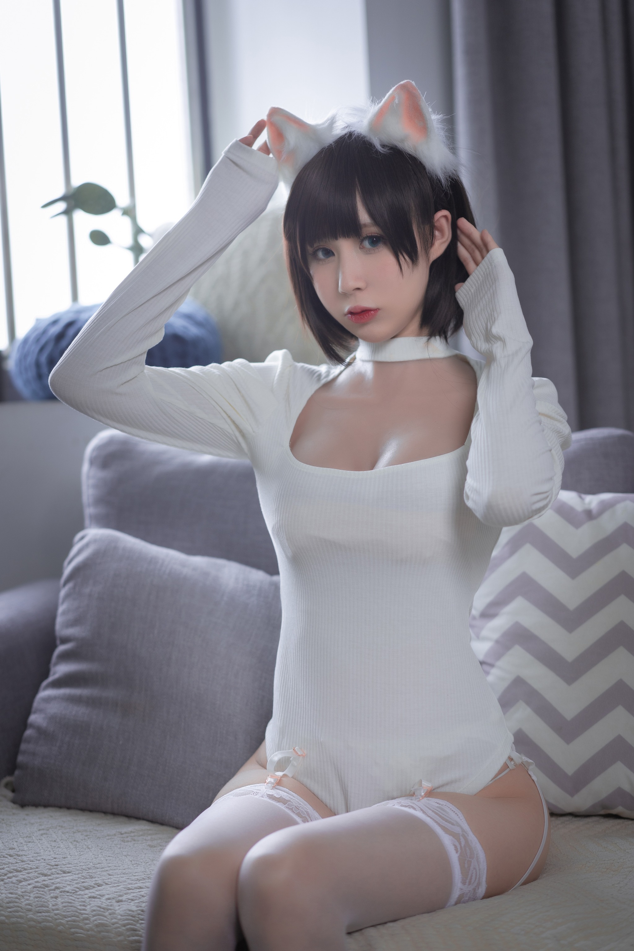 西园寺南歌 –  NO.006 白猫白色连体衣 [30P]-XikXak